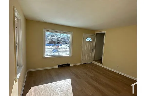 Building Photo - 16115 Lotus Dr