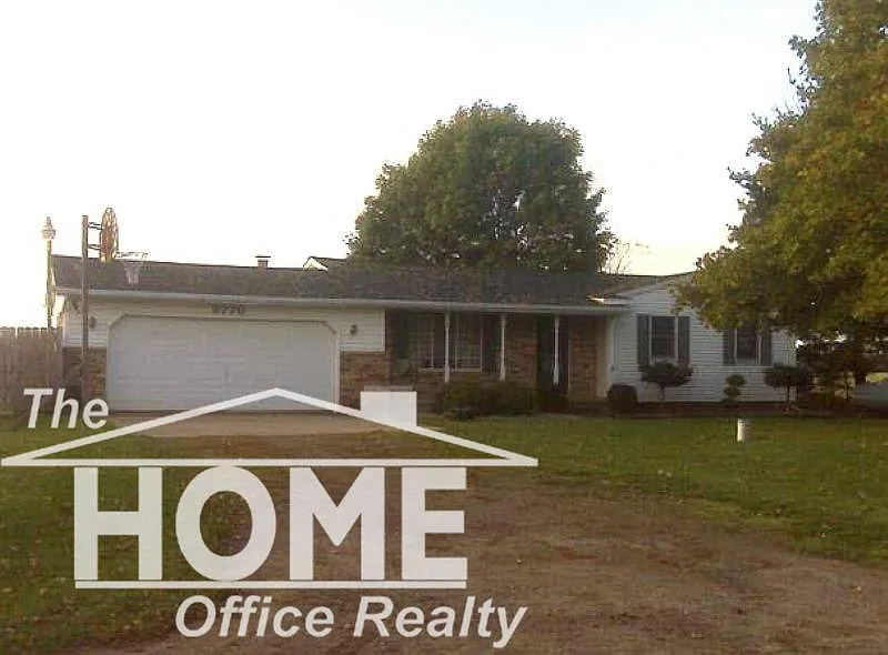 9770 E Brooks Rd photo 1
