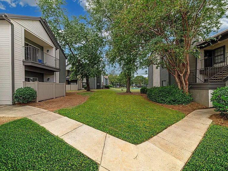 Community walkway