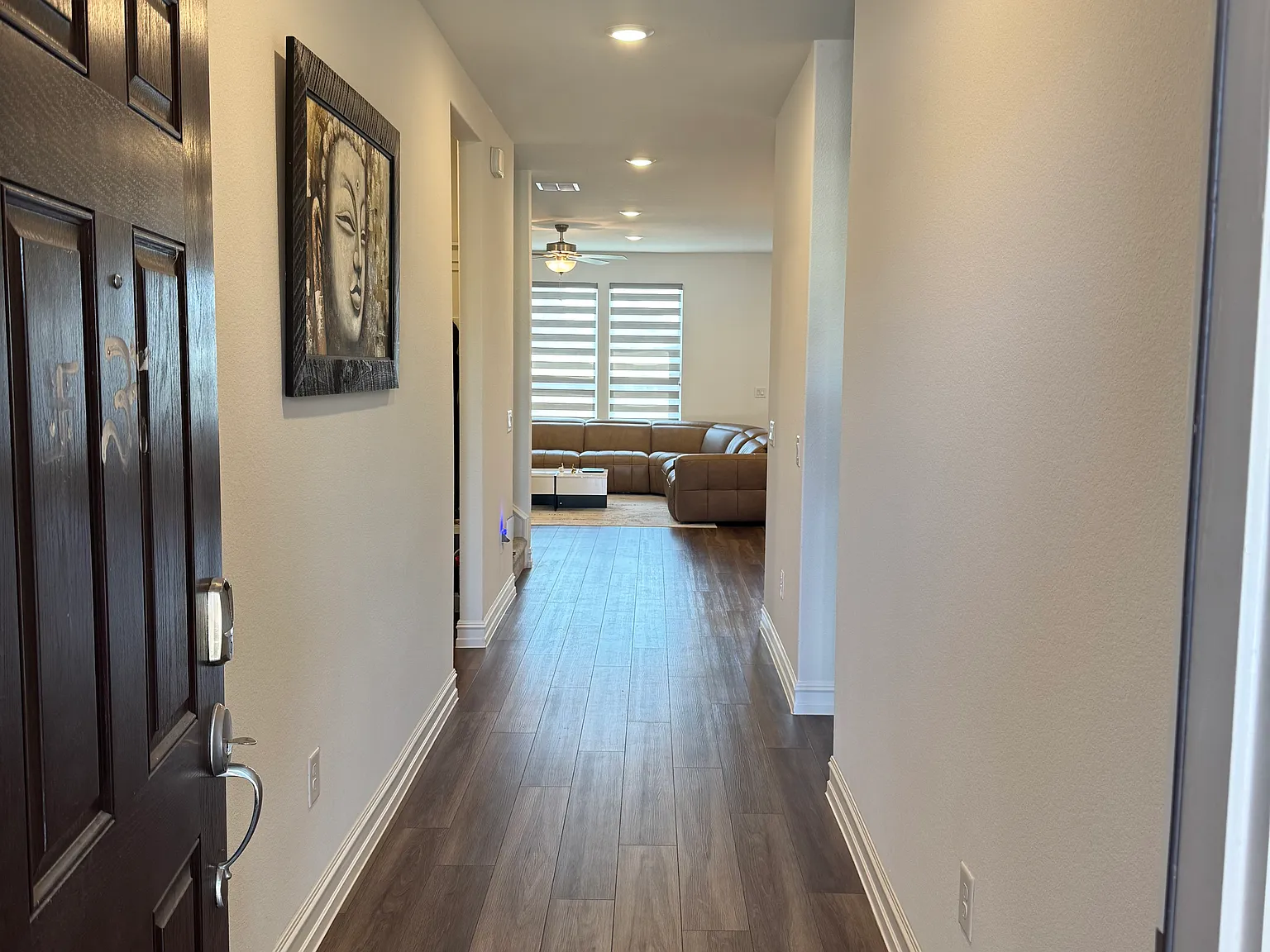 5 bed, 3070 sqft, $1,530 — Photo 3