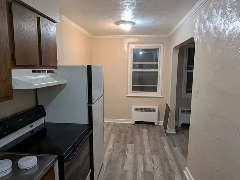 110 Blymyer Ave — Photo 6