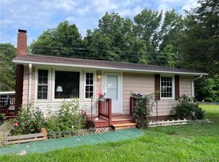 9123 Shannon Hill Rd, Louisa, VA 23093