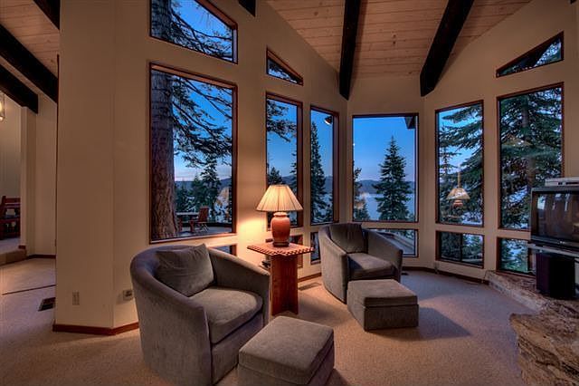 Spacious Living Area