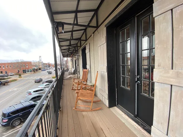 711 S Main St #3, Stillwater, OK 74074