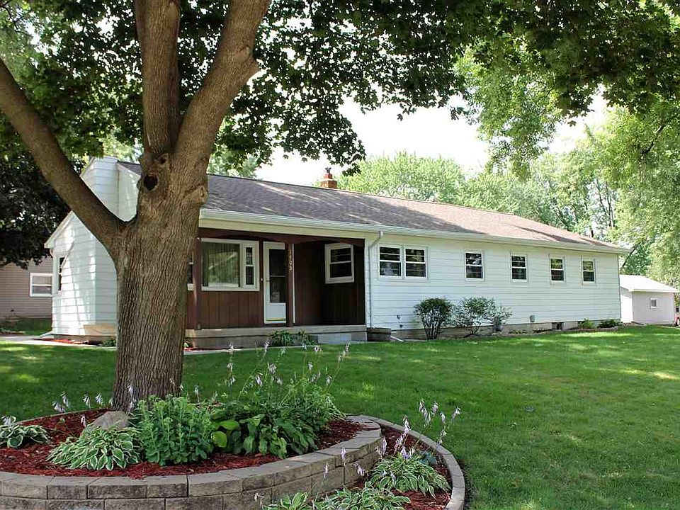 1st image of 1405 Lilac Ln