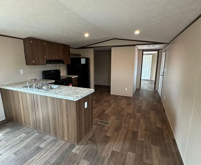 5800 E Hermans Rd #2 — Photo 1