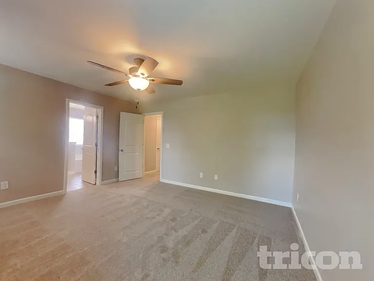 1037 Bitting Hall Cir — Photo 8