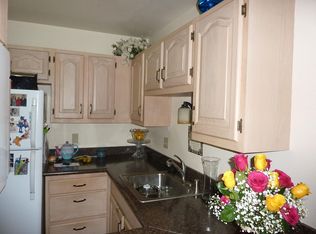 4050 W Rivers Edge Cir UNIT 14, Brown Deer, WI 53209