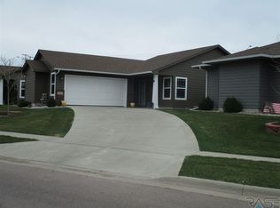 5403 E Schave St, Sioux Falls, SD 57110