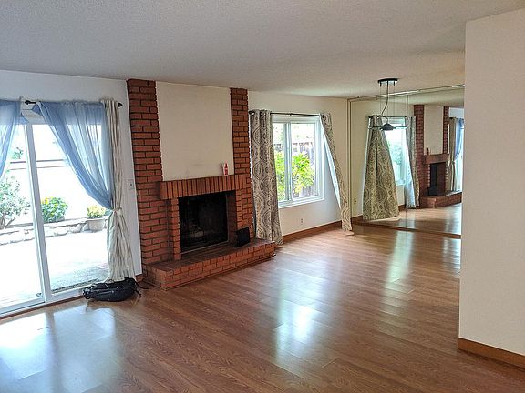 4th image of 805 Spruance Ln