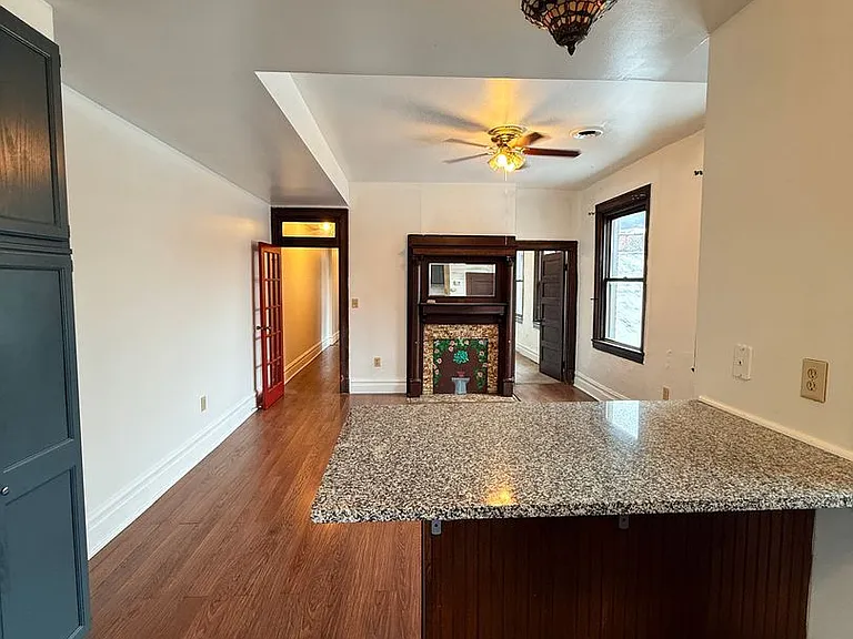 1309 E Carson — Photo 15