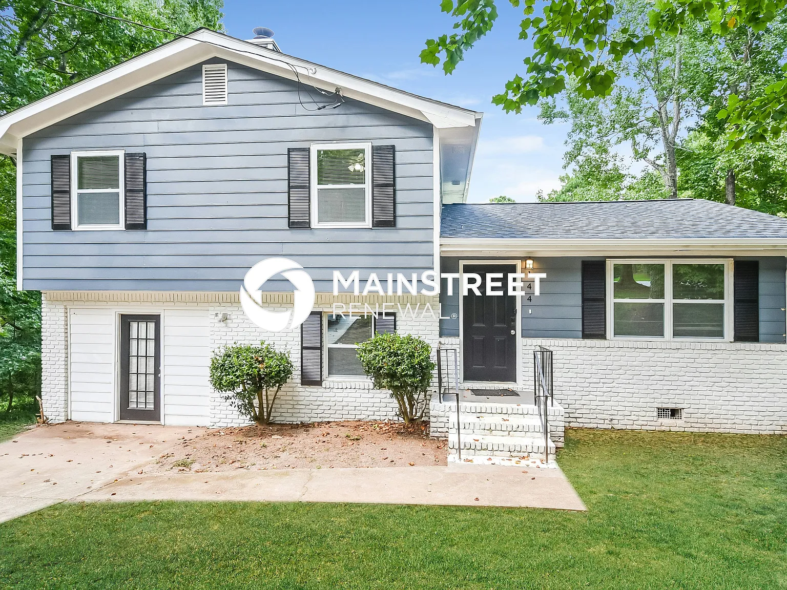 144 Hamlet Court — Photo 1