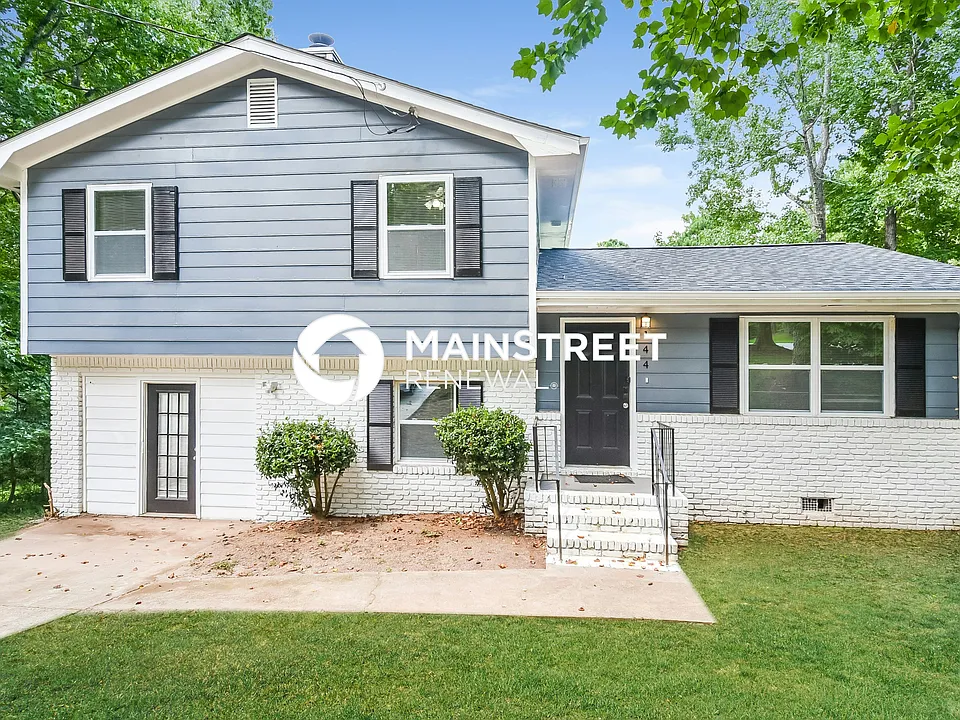144 Hamlet Ct