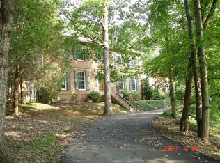 9509 Fox Chase Dr, Nokesville, VA 20181