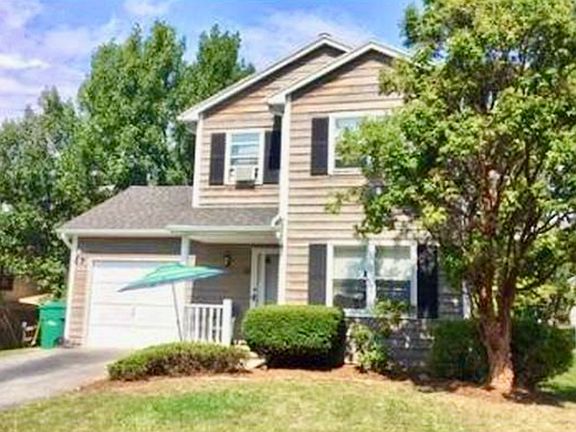 2nd image of 10 Trillium Ln