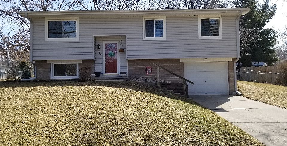 1st image of 3905 Ramblewood Dr