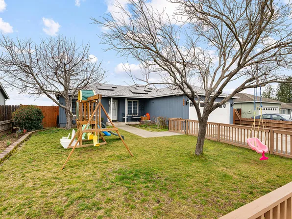 7961 Isabella Way, White City, OR 97503