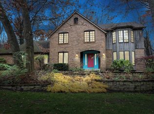 51981 Farmington Square Rd, Granger, IN 46530