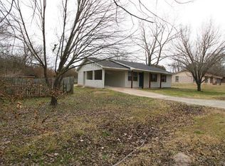 174 Northtown Dr, Wills Point, TX 75169