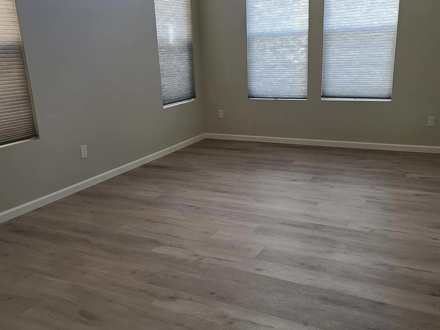 3 bed, 2.5 bath, 1850 sqft, $3,995 — Photo 3