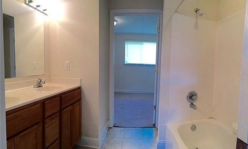 5th image of 1664 Beach Blvd #99