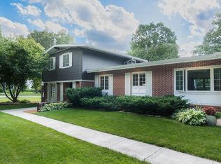 2523 Hawthorne Dr, Cedar Falls, IA 50613