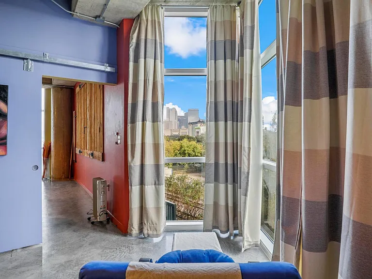 1001 Belleview St #308 — Photo 8