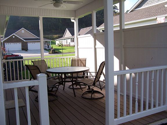 2nd image of 11545 Meadowood Dr