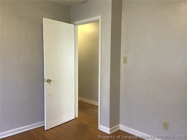 320 Bandera Dr — Photo 16