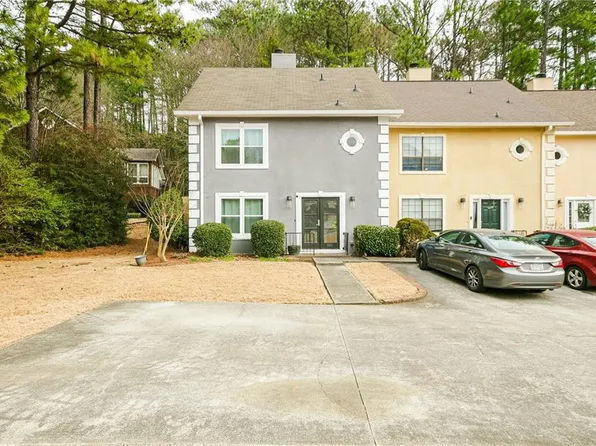 3621 Chattahoochee Ct, Duluth, GA 30096