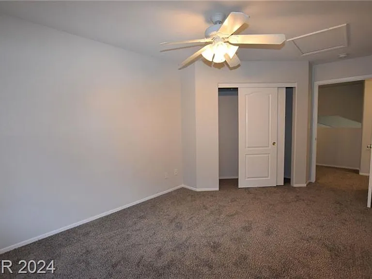 2111 Fountain Springs Dr — Photo 17