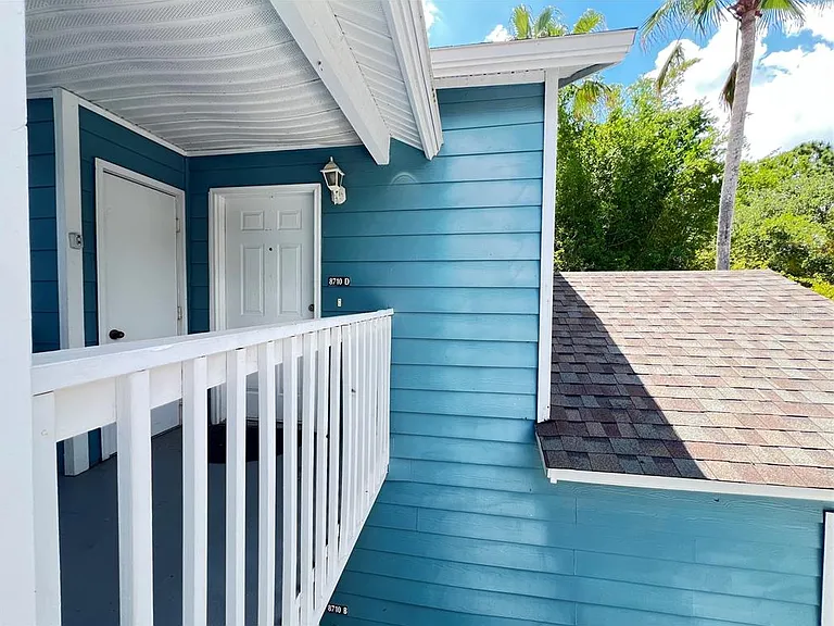 8710 Rain Forest Pl #D — Photo 31