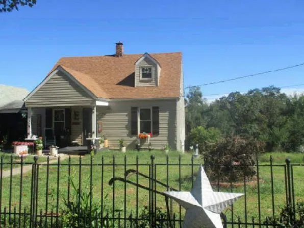 3324 Bandy Rd, Roanoke, VA 24014