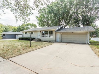 4709 W 38th St, Sioux Falls, SD, 57106