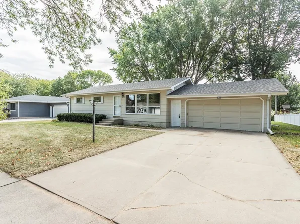 4709 W 38th St, Sioux Falls, SD 57106