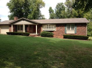 808 N 5th St, Central City, KY 42330