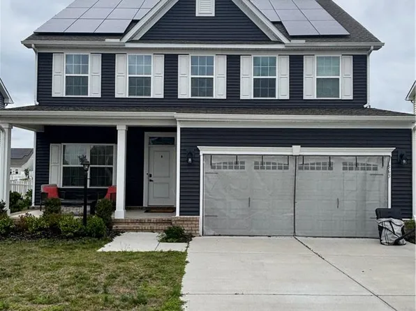 563 Spring Hill Pl, Smithfield, VA 23430