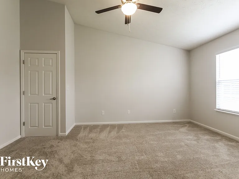 6575 Enclave Blvd — Photo 10