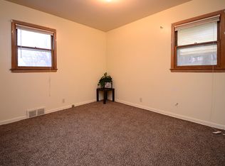 4041 Newport Ave, Omaha, NE 68112