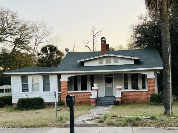 234 E Carolina Ave, Varnville, SC 29944