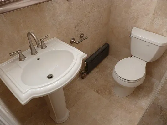 Rented by Chartwell Manhattan Realty | media 10