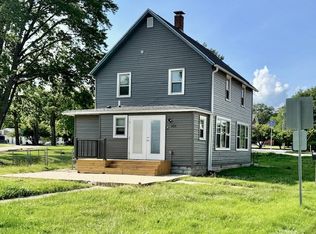 505 E Oak St, Mahomet, IL 61853