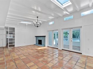 7500 SW 75th St, Medley, FL 33143