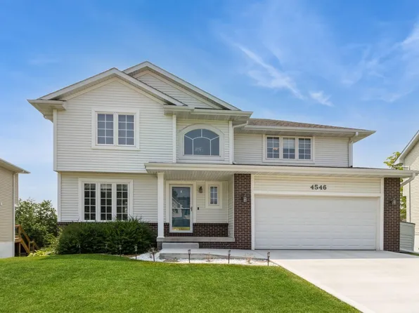 4546 Ashley Park Dr, West Des Moines, IA 50265