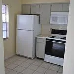 7800 Belcher Rd — Photo 26