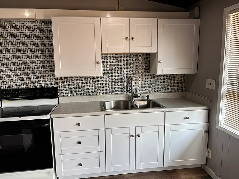 1614 Montana St — Photo 3