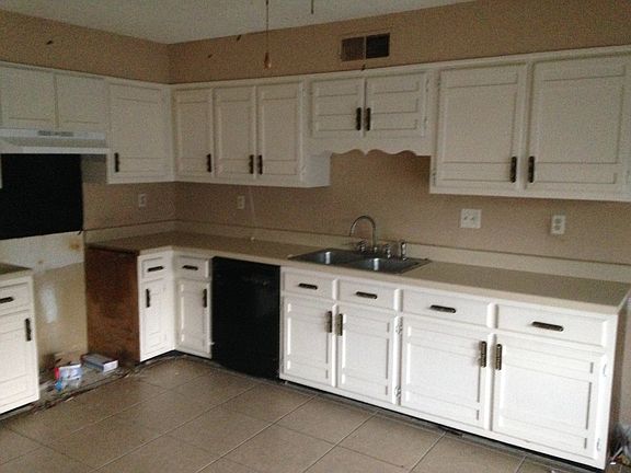 4th image of 4700 Stoney Hill Dr