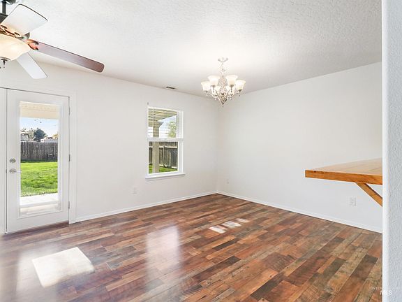 5th image of 7093 S Acacia Ave