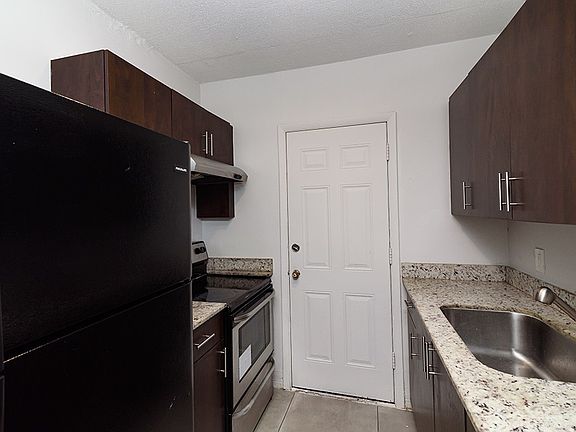 2nd image of 13020 NE 6th Ave APT 105