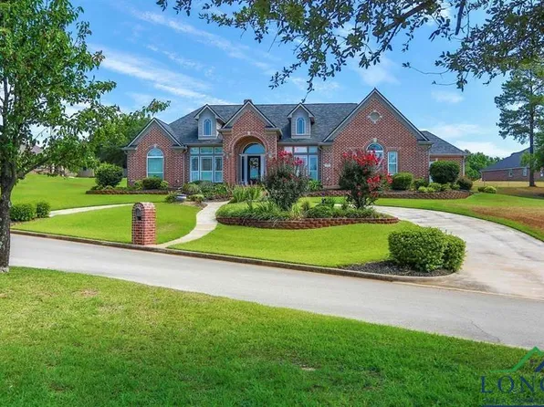 301 Oakwood Estates Blvd, Marshall, TX 75672